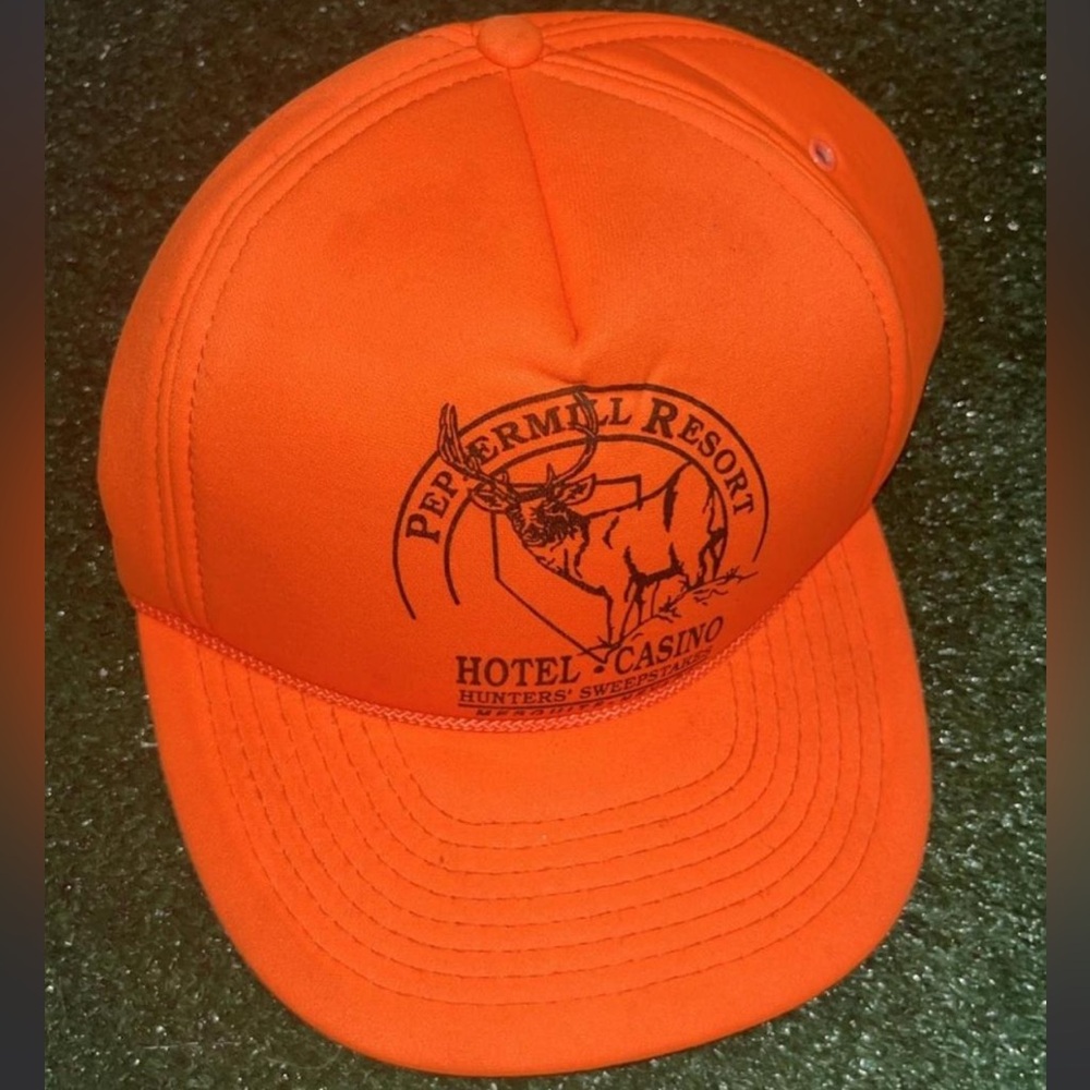 80s Foam Vintage Peppermill Resort Hotel & Casino Hunters’ Sweepstakes Snapback